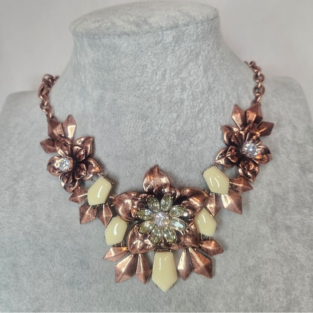 Premier Designs " Well Spent " Copper Floral Collar Necklace NWT 16 - 31.5"